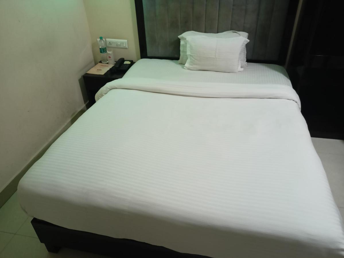 Hotel Jmd International Katihar Extérieur photo