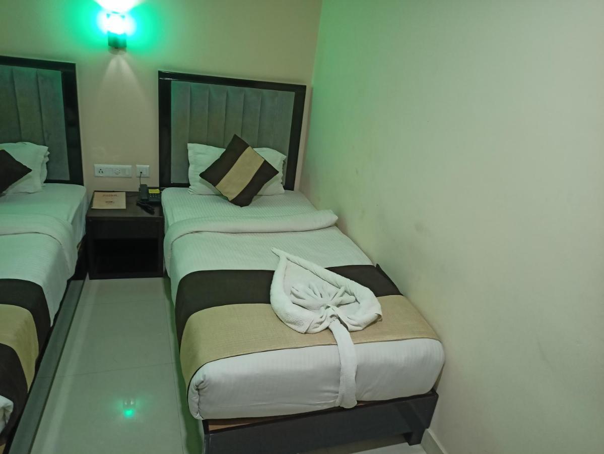 Hotel Jmd International Katihar Extérieur photo