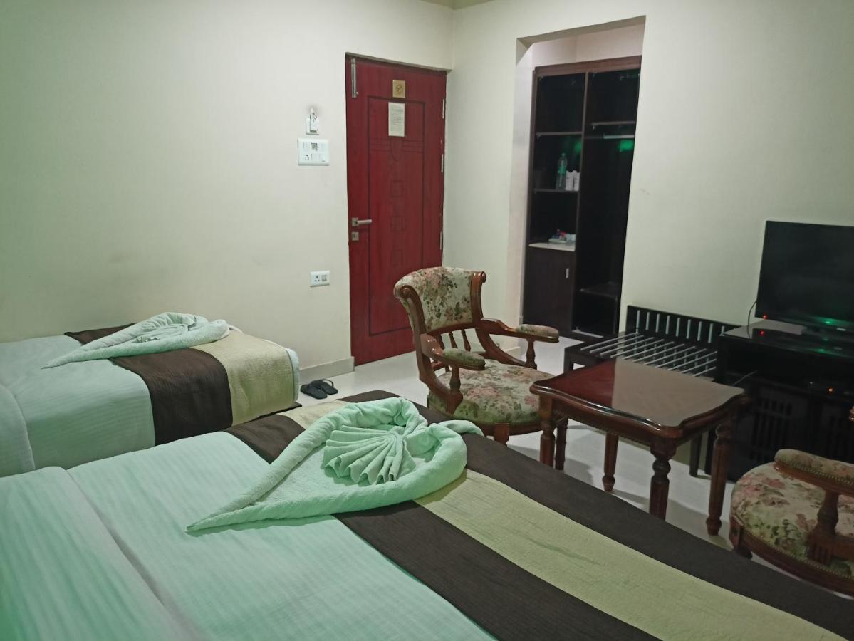 Hotel Jmd International Katihar Extérieur photo
