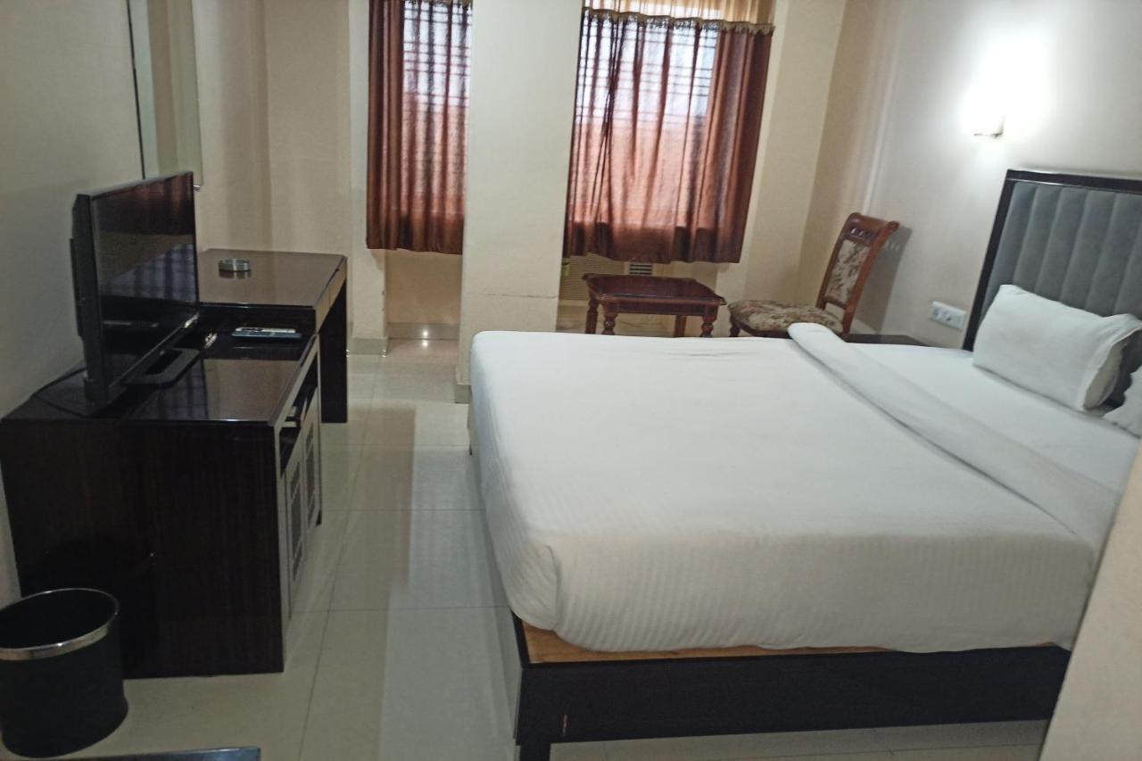 Hotel Jmd International Katihar Extérieur photo